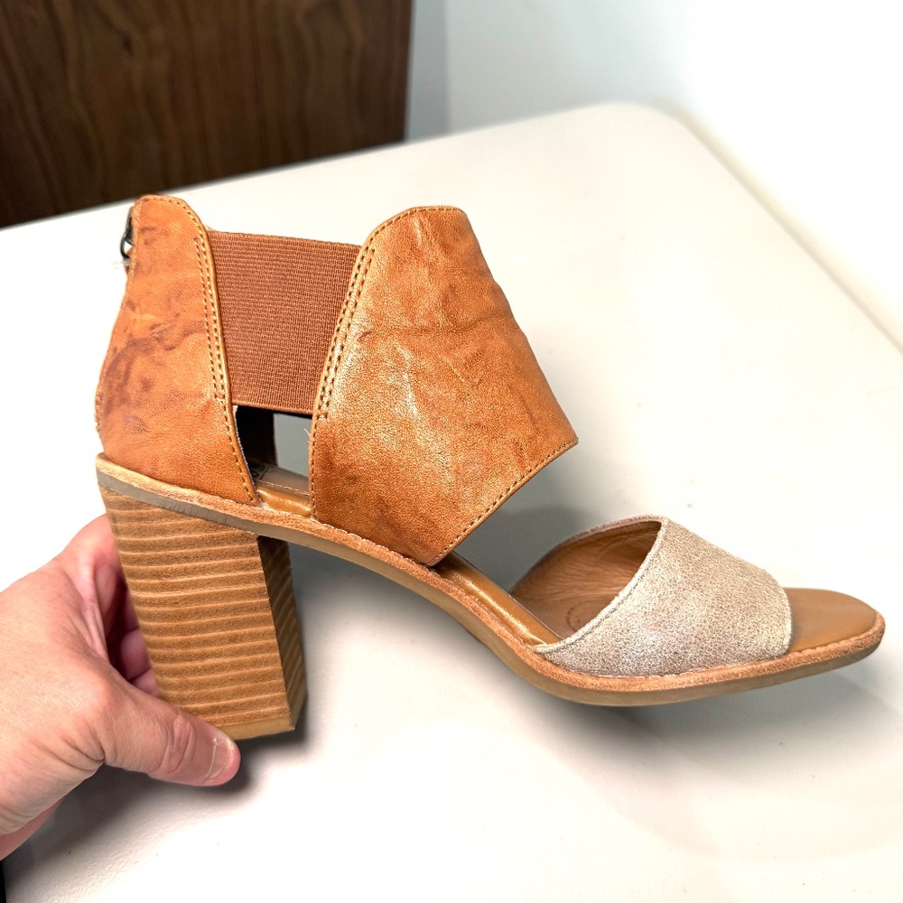 Sofft Pemota Sandal 8 - Picture 9 of 10